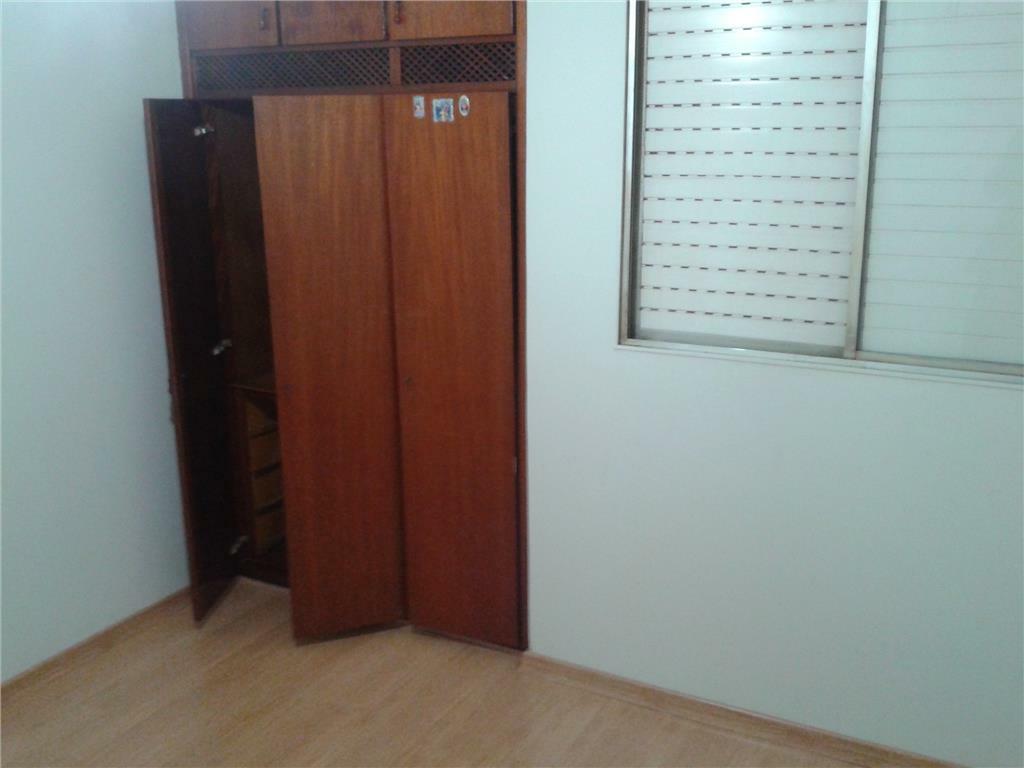 Apartamento para alugar com 2 quartos, 70m² - Foto 9