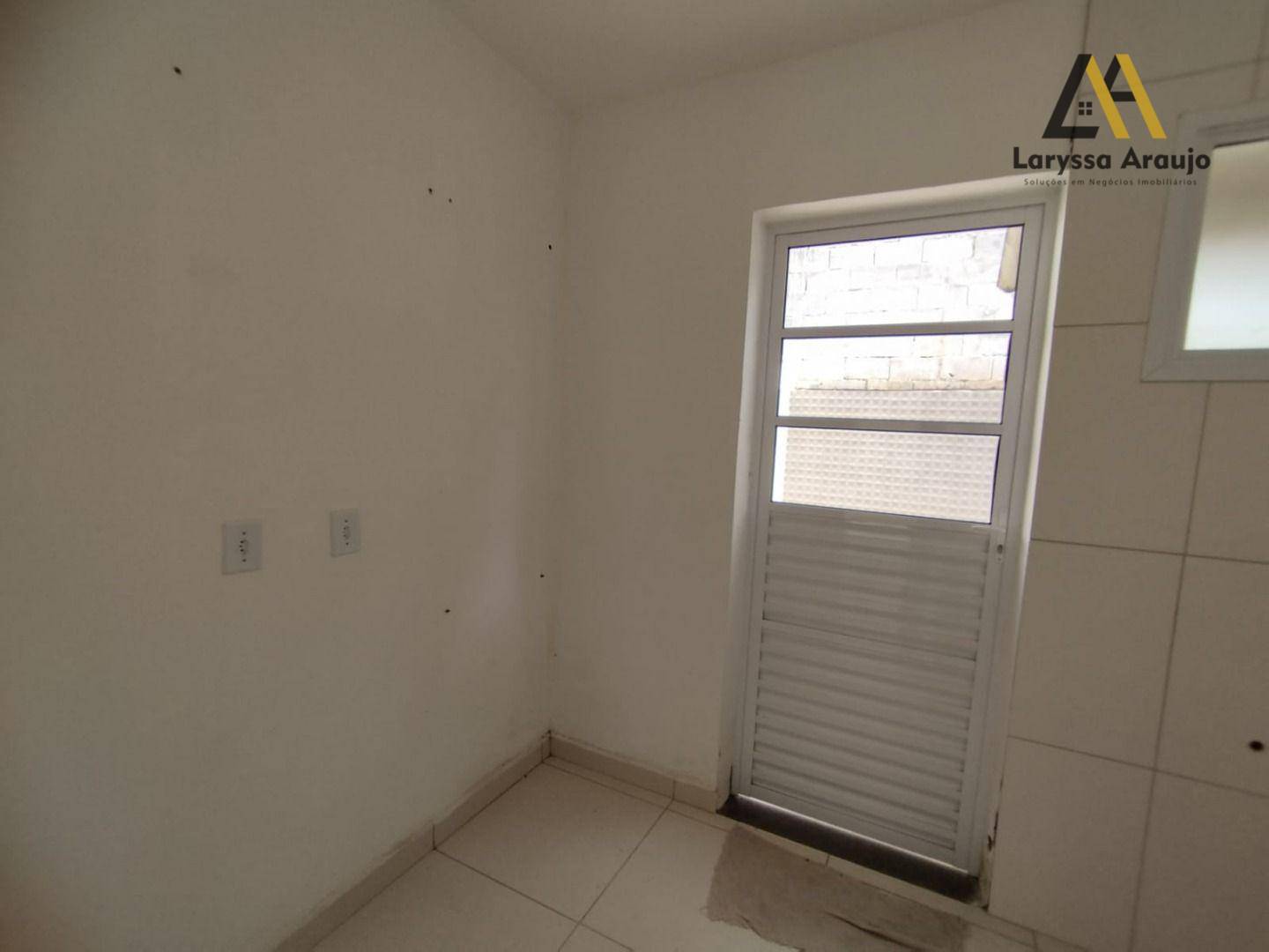 Sobrado à venda com 2 quartos, 50m² - Foto 17