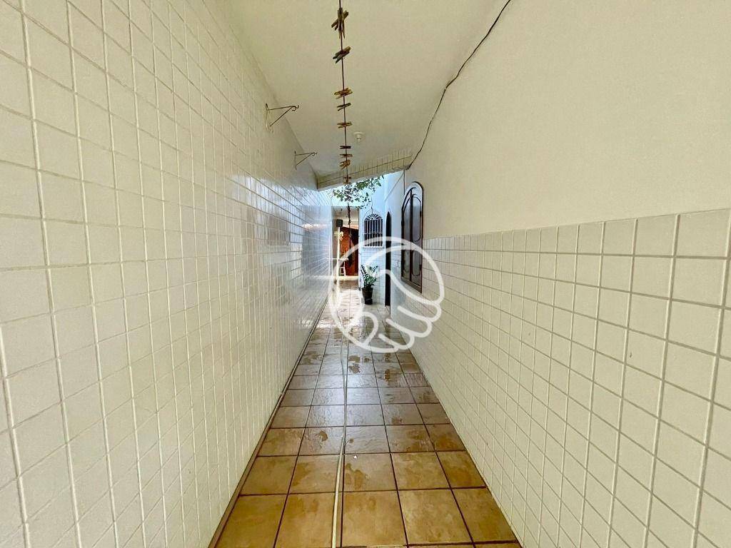 Casa à venda com 6 quartos, 428m² - Foto 8