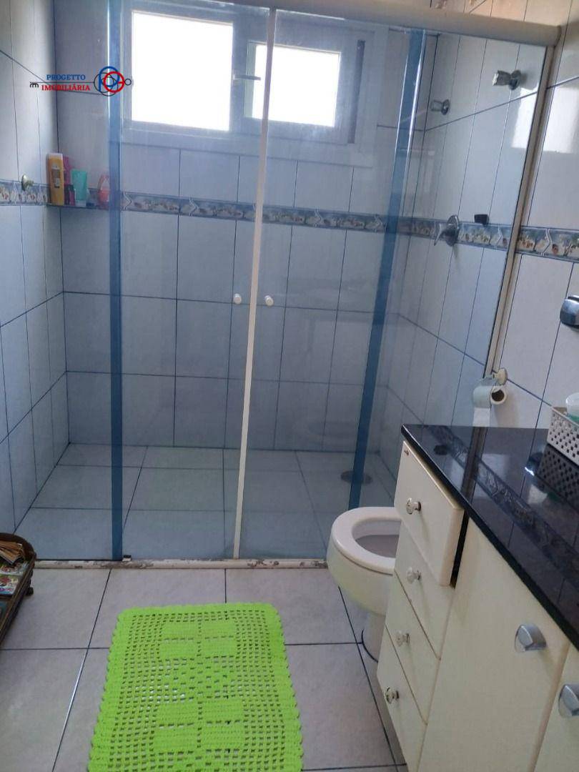 Casa de Condomínio à venda com 4 quartos, 238m² - Foto 31