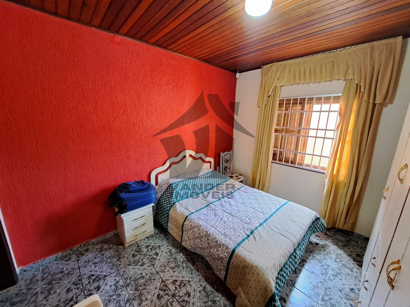 Casa à venda com 3 quartos, 300m² - Foto 9