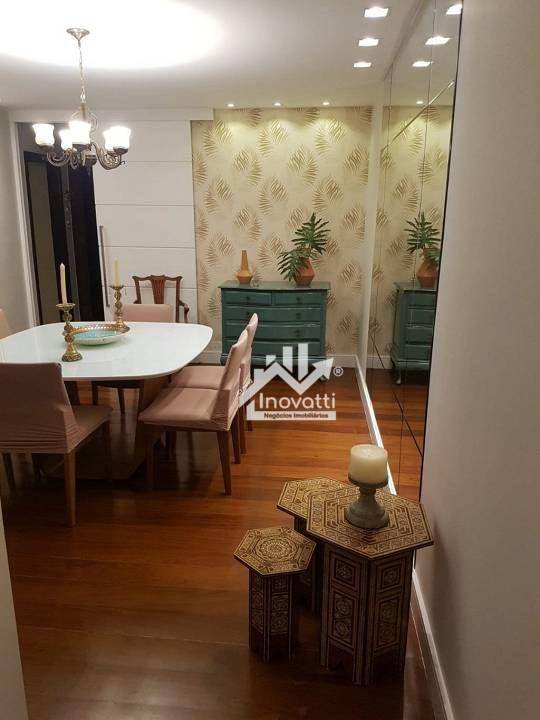 Apartamento à venda com 3 quartos, 140m² - Foto 1