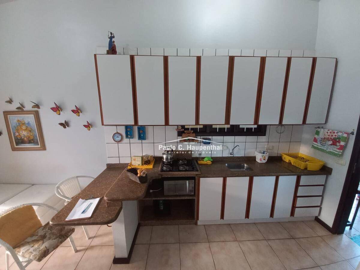 Casa à venda com 3 quartos, 136m² - Foto 3