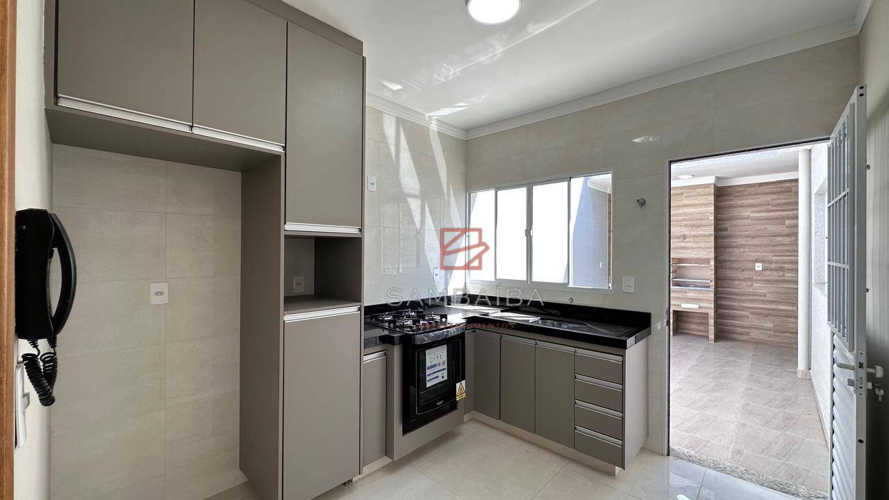 Casa à venda com 3 quartos, 120m² - Foto 11