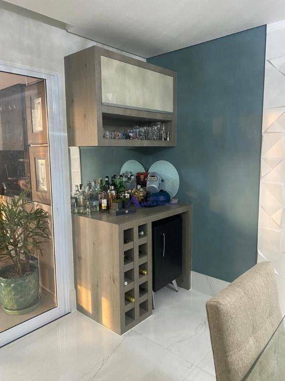 Apartamento à venda com 3 quartos, 159m² - Foto 6