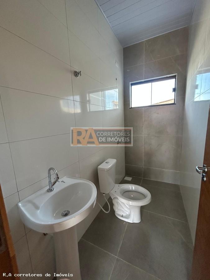 Casa à venda com 2 quartos, 84m² - Foto 9