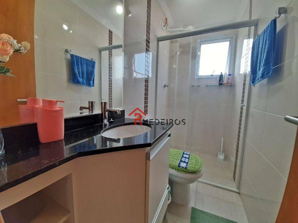 Apartamento à venda com 2 quartos, 70m² - Foto 12