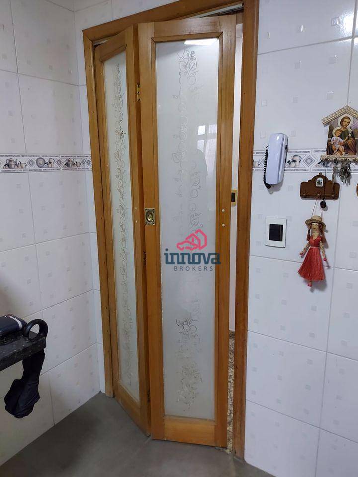 Apartamento à venda com 2 quartos, 76m² - Foto 12