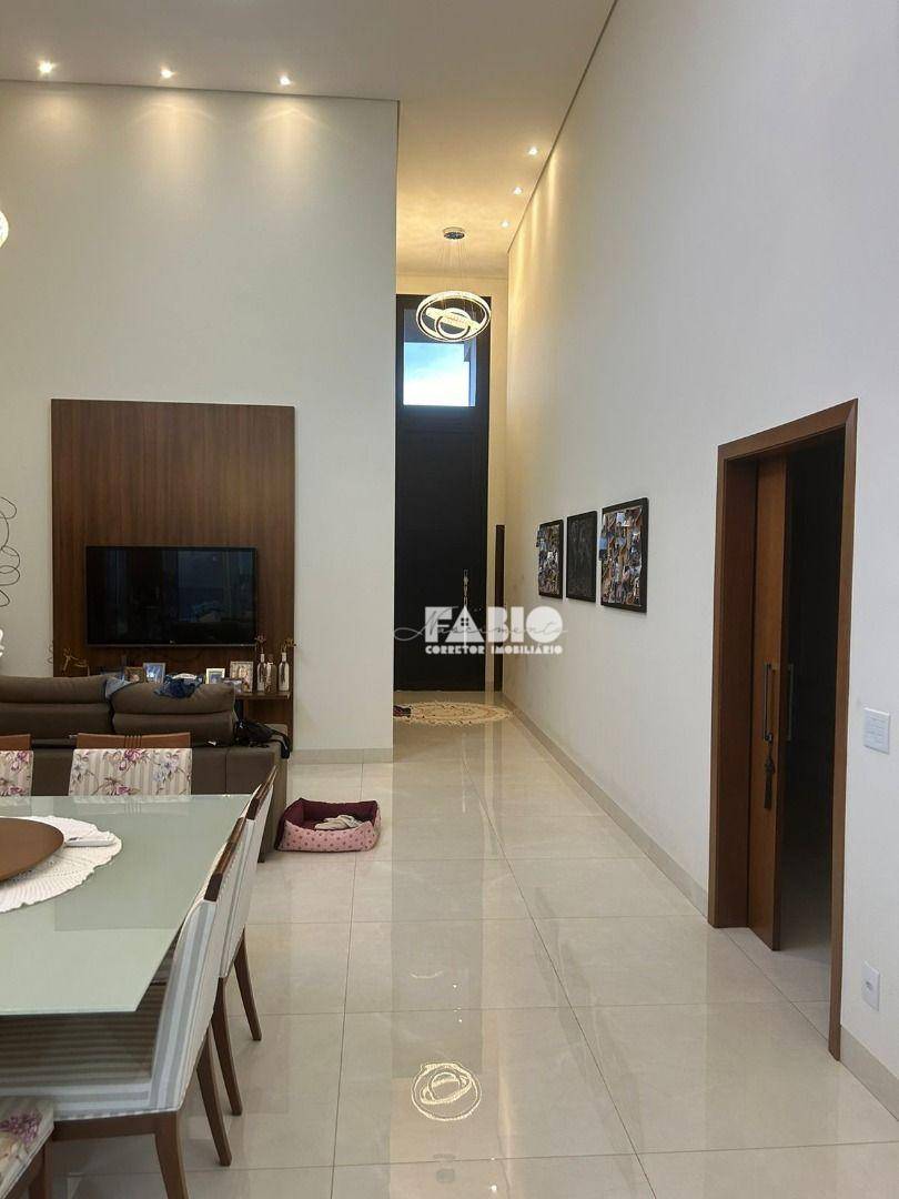 Casa de Condomínio à venda com 3 quartos, 220m² - Foto 15