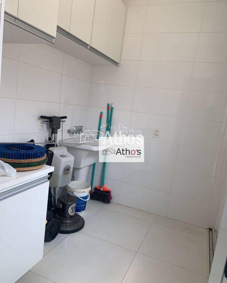 Sobrado à venda com 3 quartos, 330m² - Foto 24