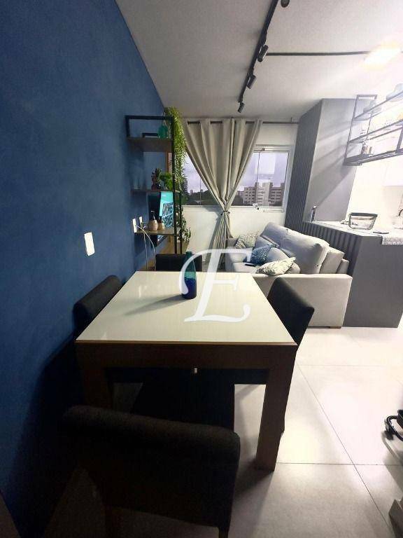 Apartamento à venda com 2 quartos, 42m² - Foto 4