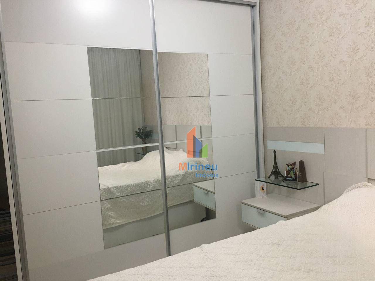 Apartamento à venda com 2 quartos, 47m² - Foto 4