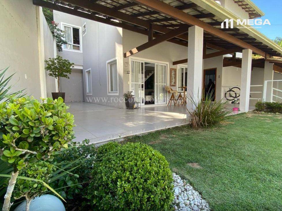 Casa à venda com 4 quartos, 250m² - Foto 4