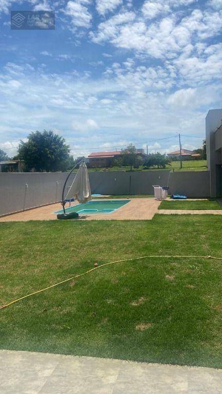Casa de Condomínio à venda e aluguel com 4 quartos, 500m² - Foto 2