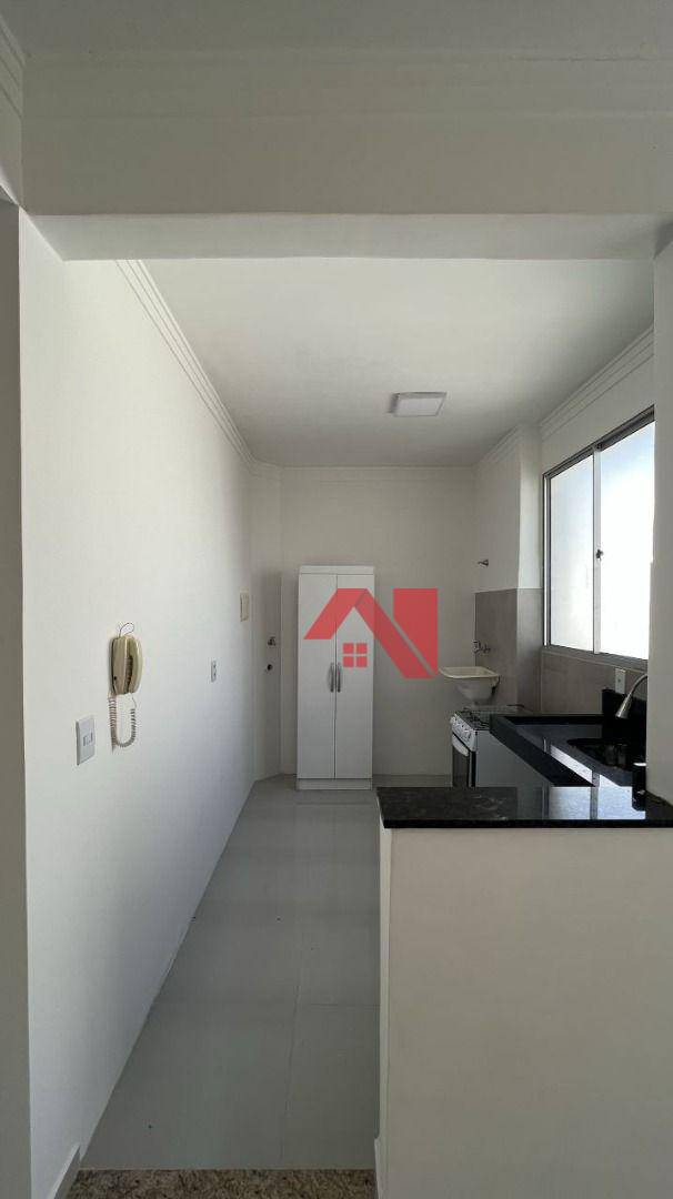 Apartamento à venda com 2 quartos, 50m² - Foto 4