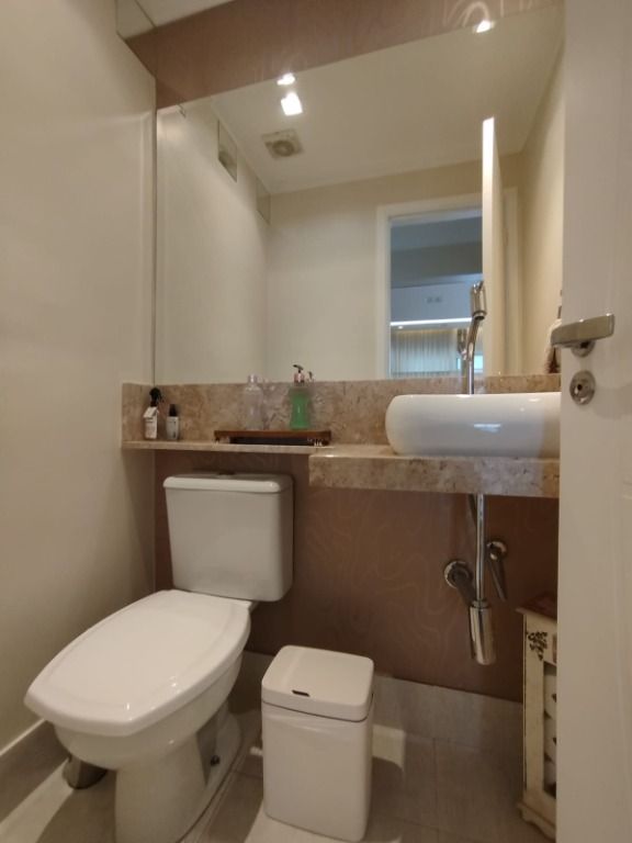 Apartamento à venda com 3 quartos, 146m² - Foto 14