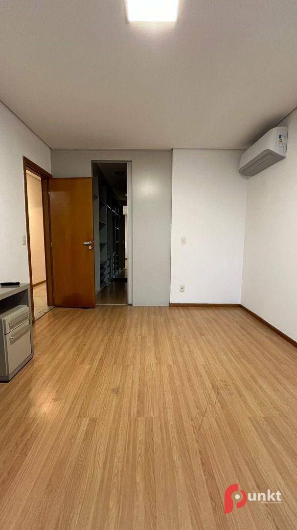 Apartamento para alugar com 3 quartos, 149m² - Foto 4