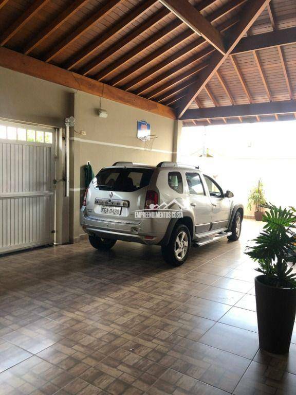 Casa à venda com 3 quartos, 160m² - Foto 3