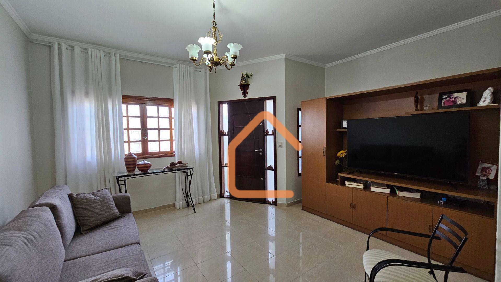 Casa à venda com 4 quartos, 217m² - Foto 7