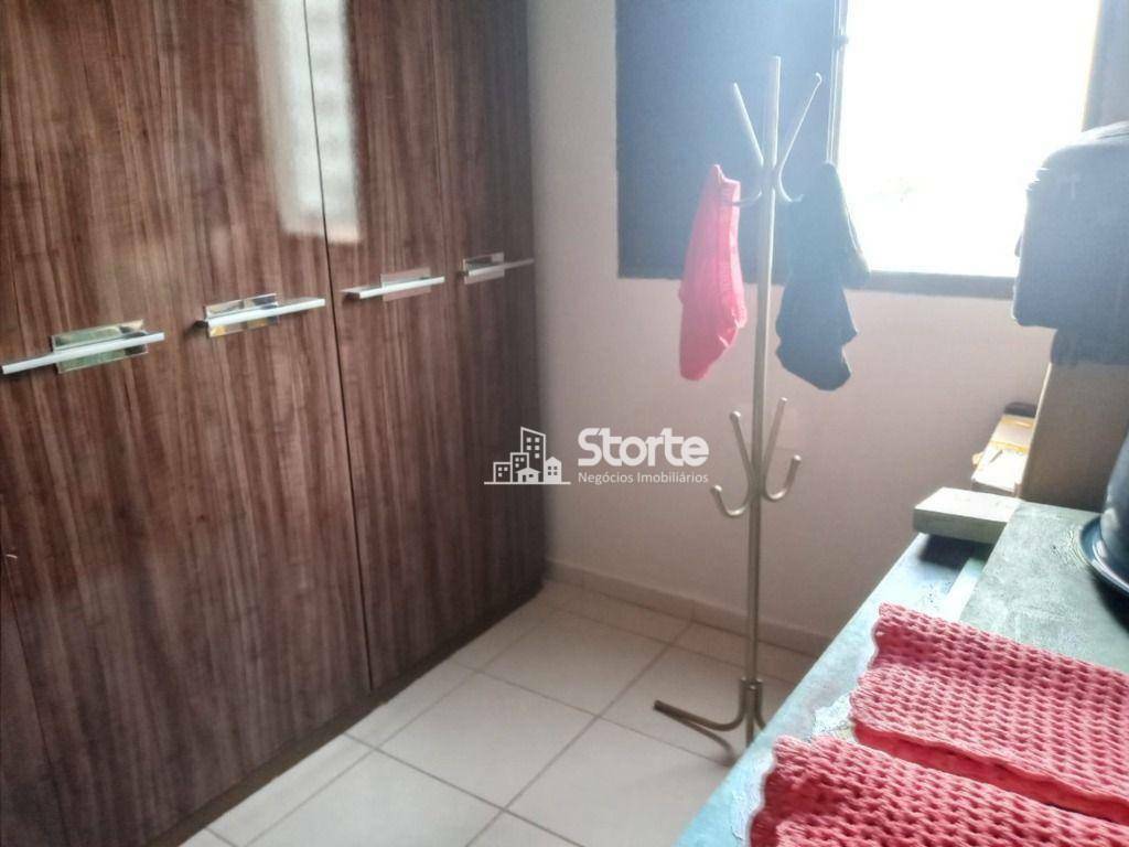 Apartamento à venda com 2 quartos, 80m² - Foto 10