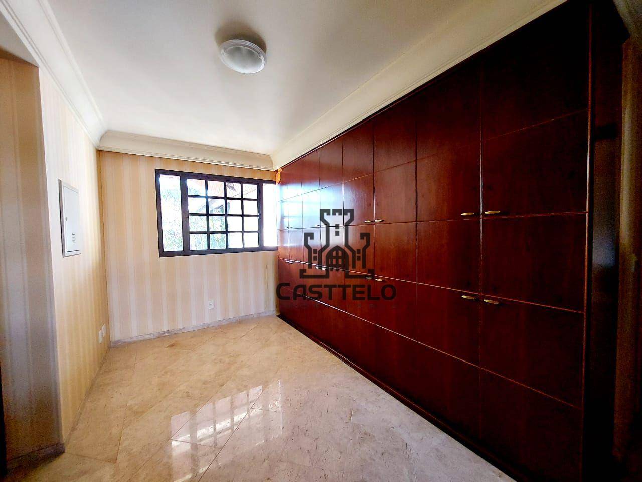 Sobrado à venda com 6 quartos, 571m² - Foto 22