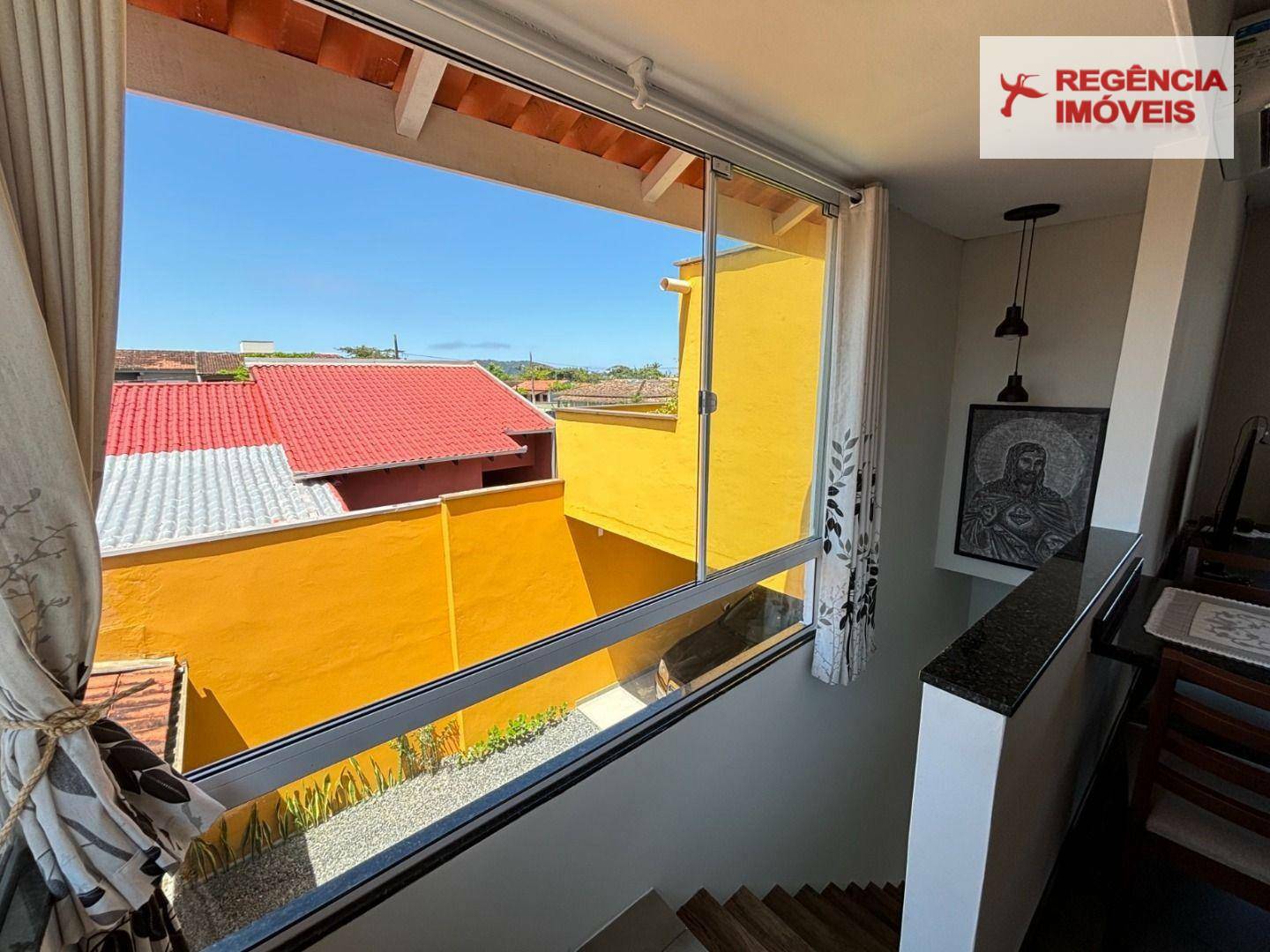 Casa à venda com 4 quartos, 240m² - Foto 19