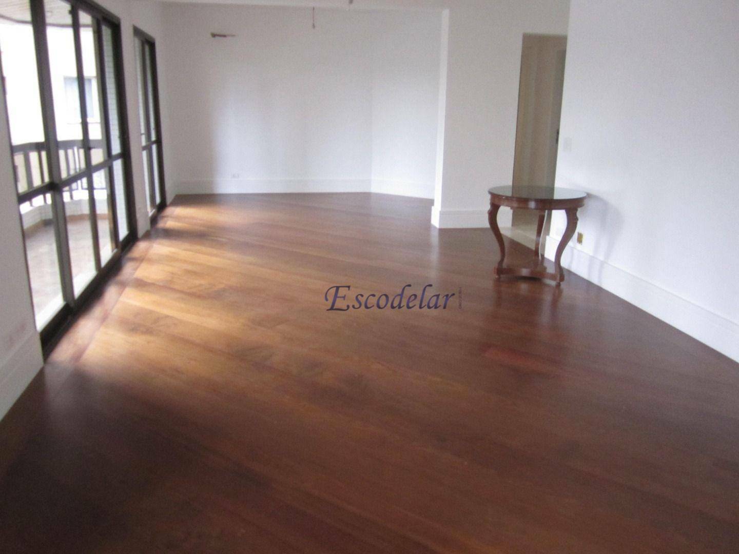 Apartamento à venda com 3 quartos, 210m² - Foto 3