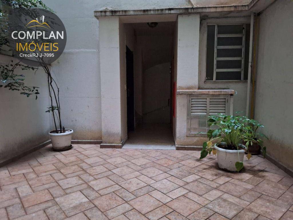 Apartamento à venda com 3 quartos, 355m² - Foto 57