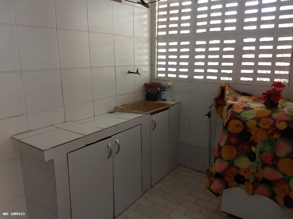 Casa à venda com 4 quartos, 350m² - Foto 22