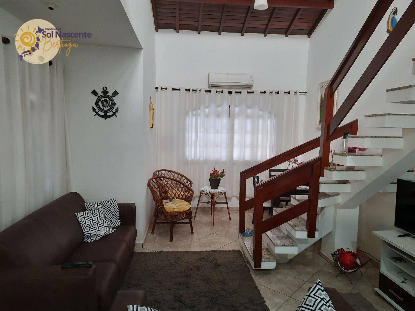 Sobrado à venda com 3 quartos, 92m² - Foto 1