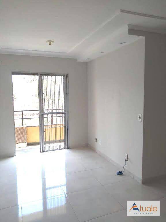 Apartamento à venda com 3 quartos, 70m² - Foto 1