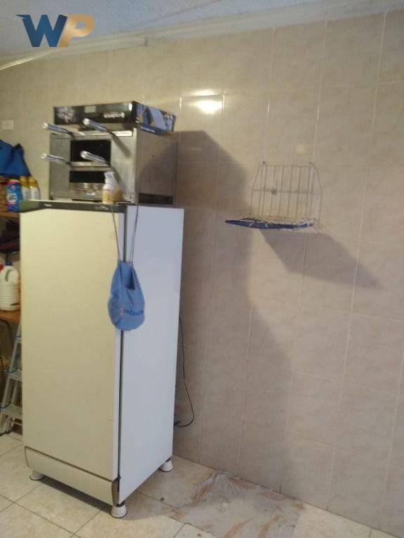 Sobrado à venda com 2 quartos, 182m² - Foto 43