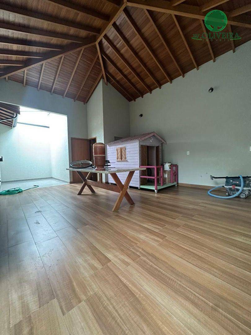 Casa à venda com 3 quartos, 200m² - Foto 16