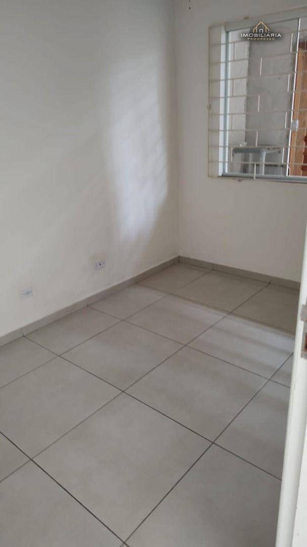 Casa à venda com 2 quartos, 50m² - Foto 12