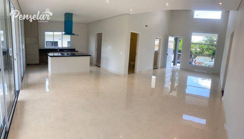 Casa de Condomínio à venda com 3 quartos, 254m² - Foto 1