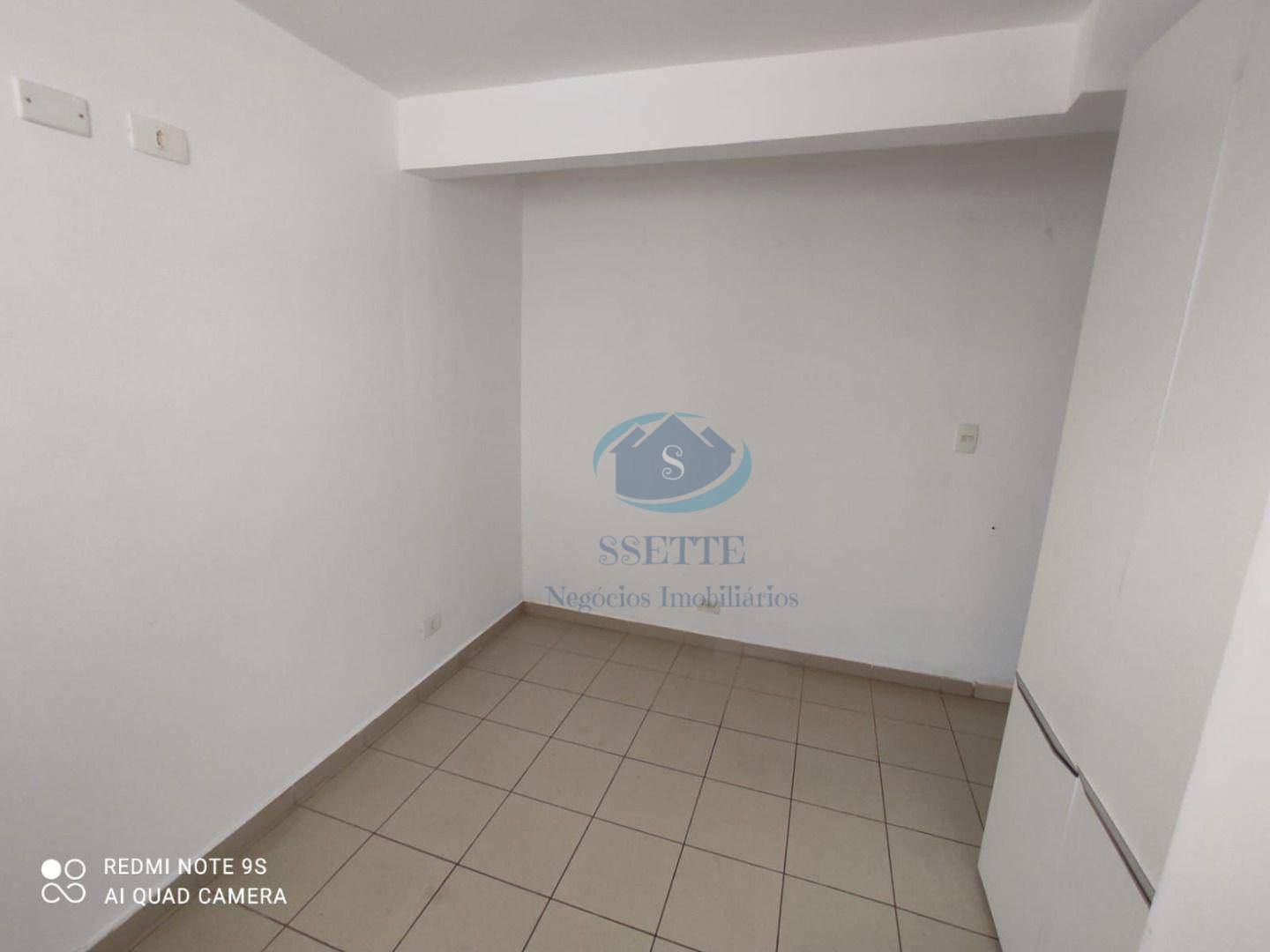 Apartamento à venda com 2 quartos, 80m² - Foto 13