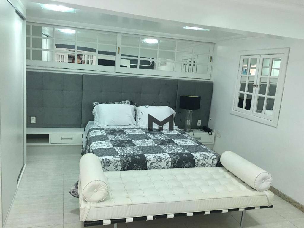 Casa à venda com 4 quartos, 360m² - Foto 27