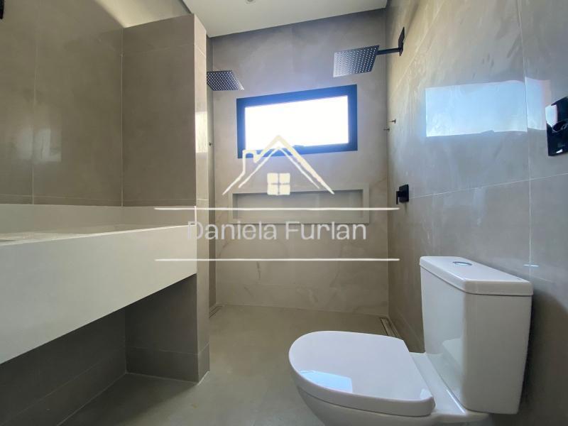 Casa de Condomínio à venda com 3 quartos, 230m² - Foto 12