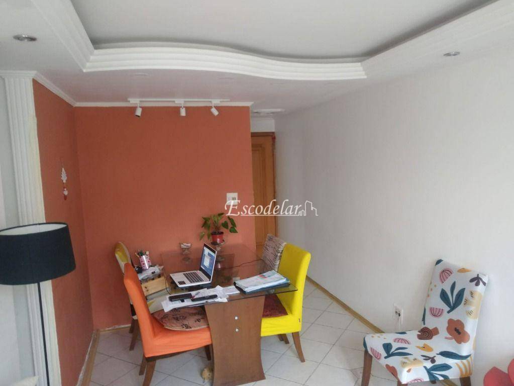 Apartamento à venda com 3 quartos, 70m² - Foto 2