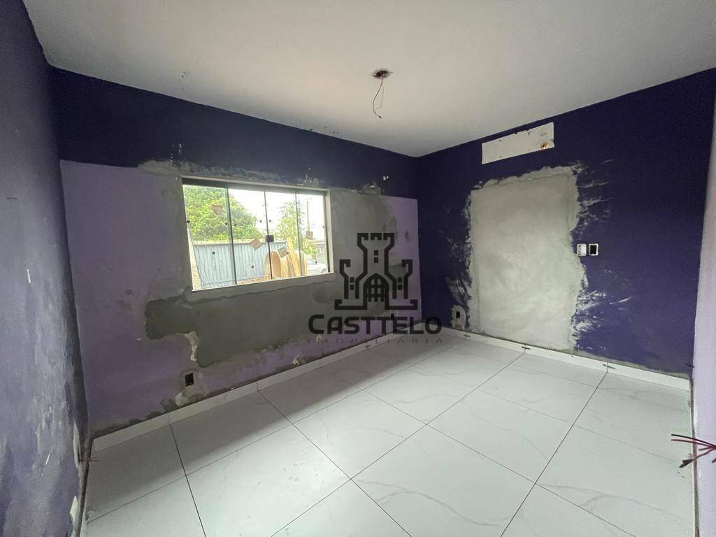 Casa à venda com 4 quartos, 180m² - Foto 7