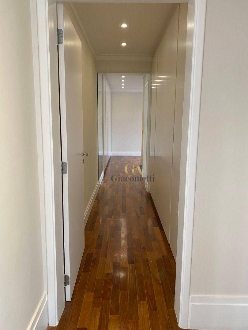 Apartamento à venda com 3 quartos, 196m² - Foto 9