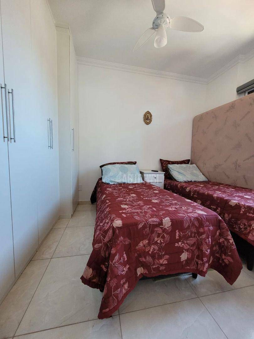 Apartamento à venda com 2 quartos, 70m² - Foto 14