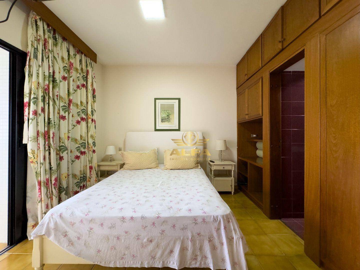 Apartamento à venda com 3 quartos, 159m² - Foto 13