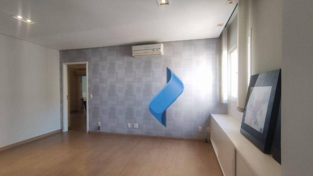 Apartamento à venda com 3 quartos, 230m² - Foto 11