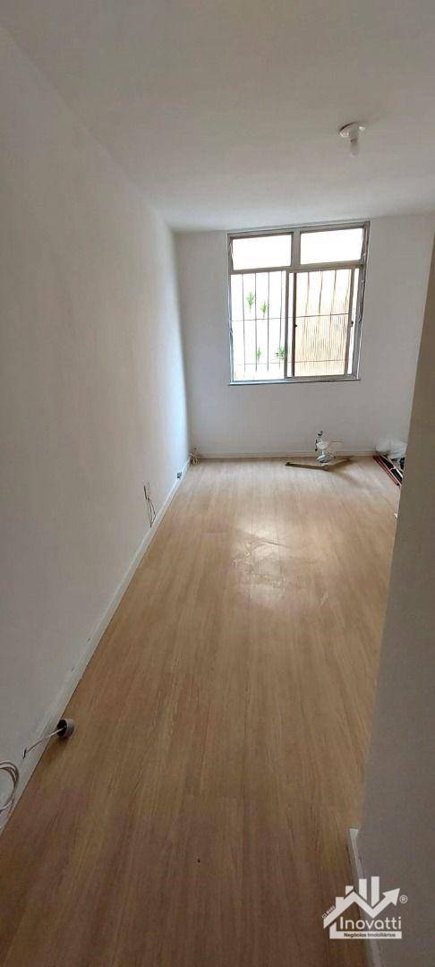 Apartamento à venda com 3 quartos, 51m² - Foto 3