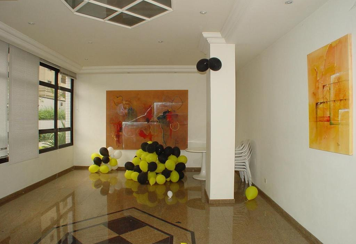 Apartamento à venda com 3 quartos, 240m² - Foto 9