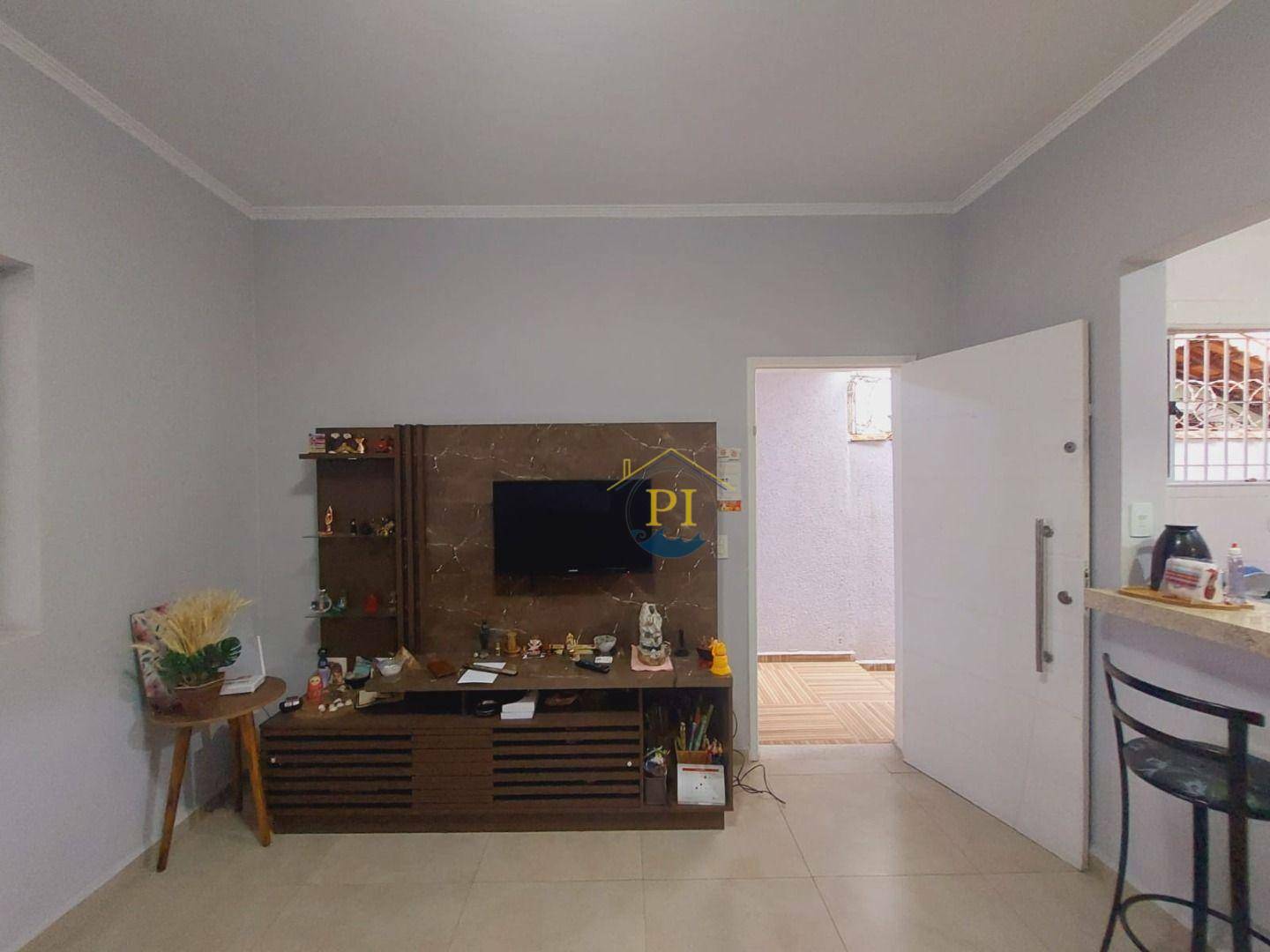 Casa à venda com 2 quartos, 75m² - Foto 11