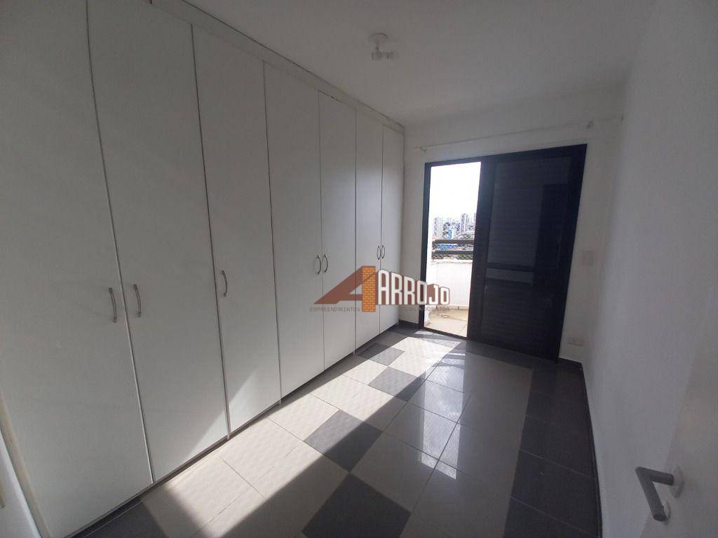 Apartamento à venda com 3 quartos, 115m² - Foto 16