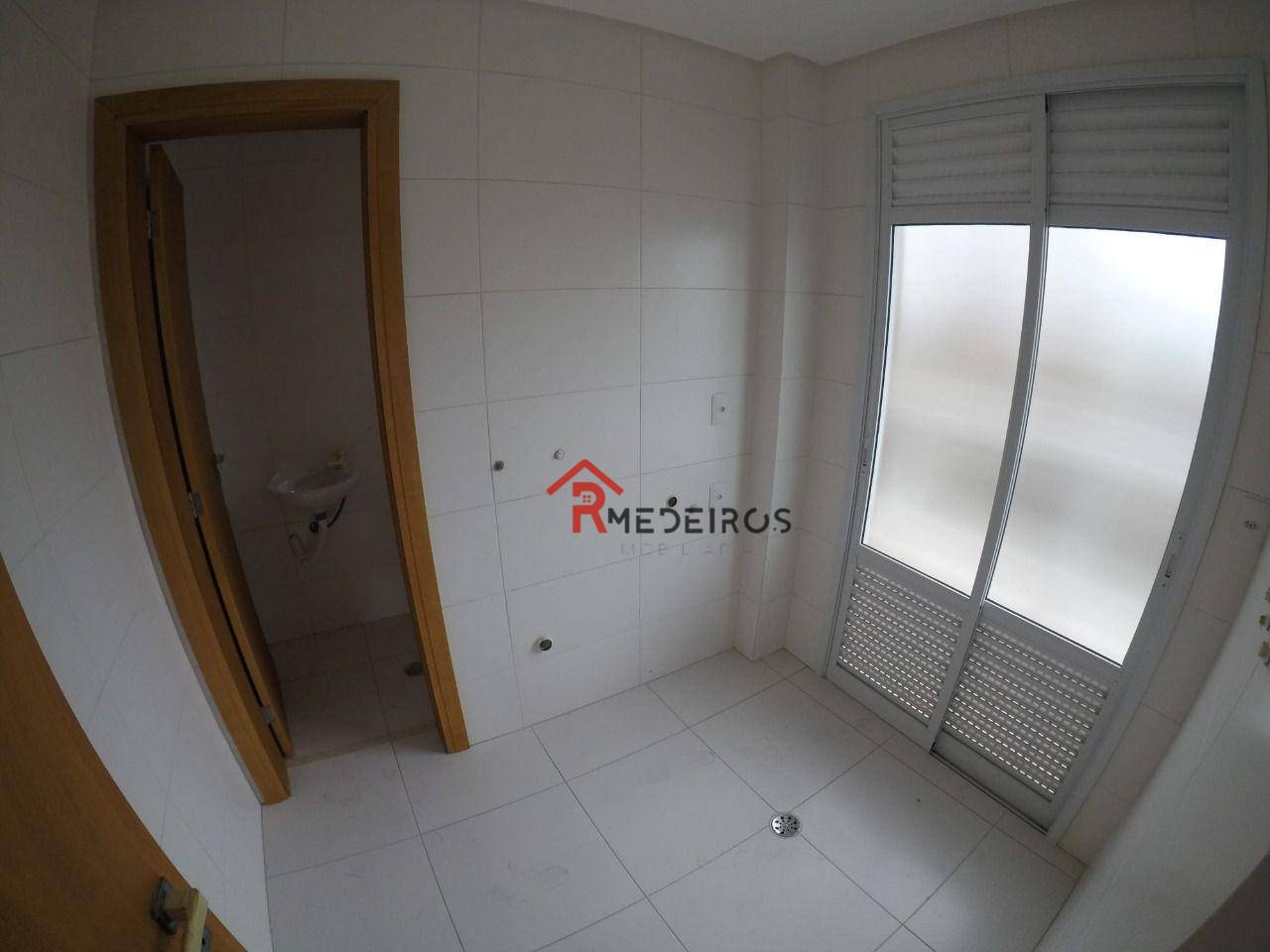 Apartamento à venda com 3 quartos, 150m² - Foto 5