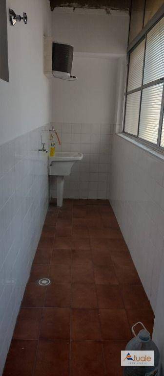 Apartamento à venda com 3 quartos, 65m² - Foto 2